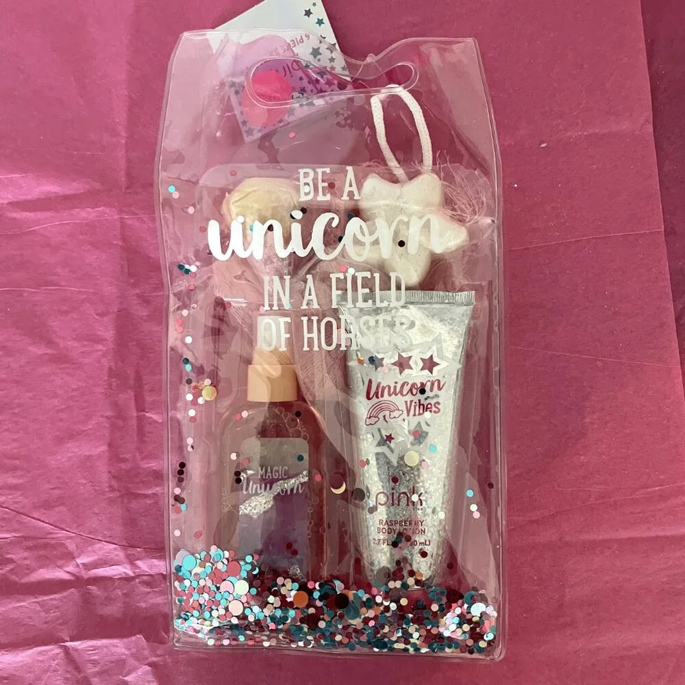 Pink Viva Be a Unicorn In A Field Of Horses 6 Piece Raspberry Bath Gift Set